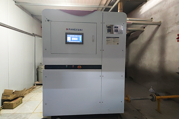 某餐飲公司銀川分公司使用方快鍋爐一臺全預混真空熱水鍋爐